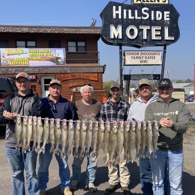 Allen's Missouri River Guide & Hillside Motel