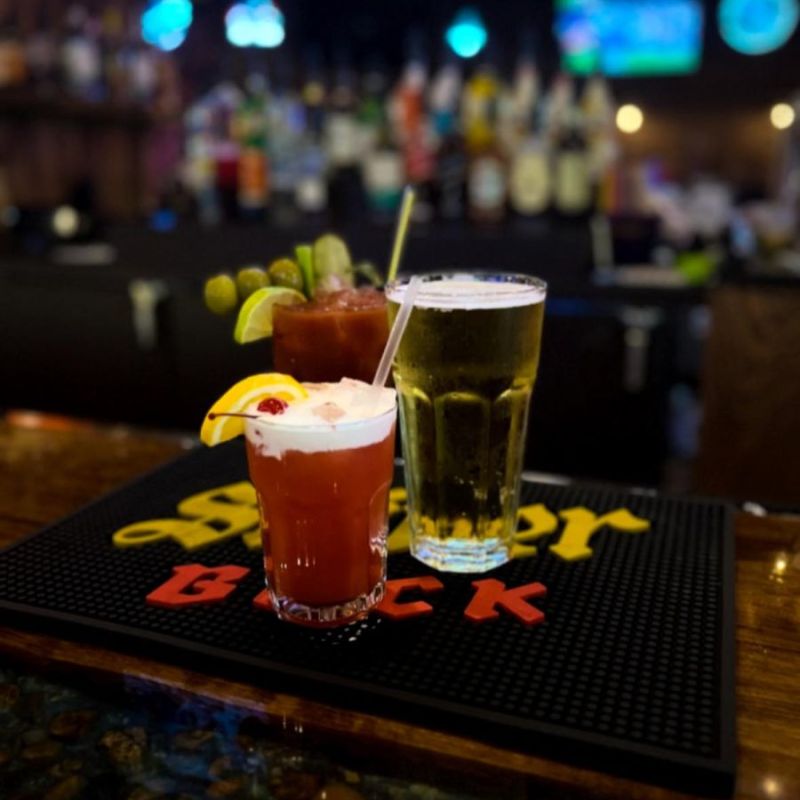 Creekside Bar & Grill