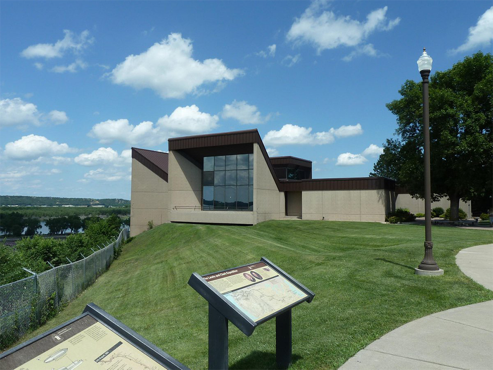 Lewis and Clarke Lake Regional Visitor Center